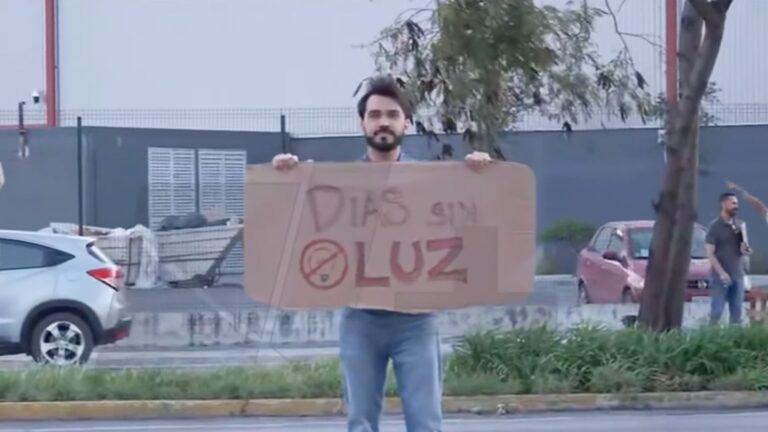 Vecinos de Guadalupe bloquean avenidas por hasta cinco días sin electricidad