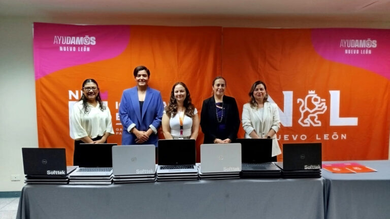 Softtek y CsoftMty impulsan clubes de programación infantil en centros comunitarios de Nuevo León