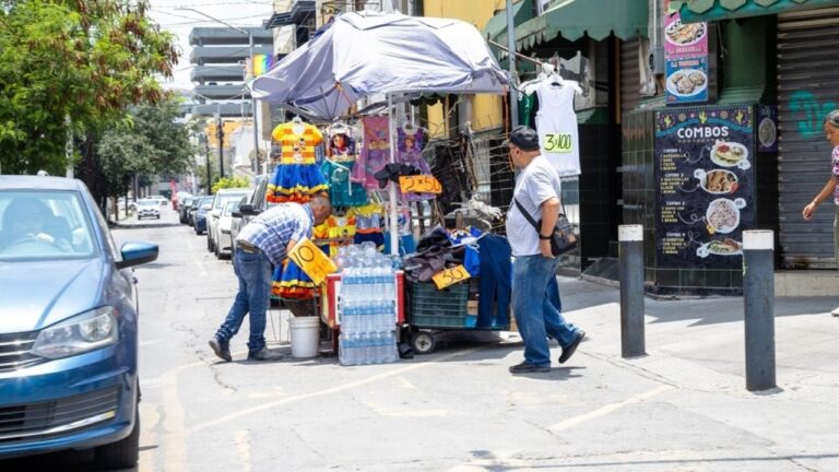 Informalidad laboral en Nuevo León supera el millón de personas en 2026