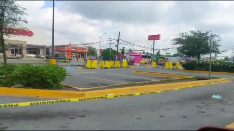 Lluvias y vientos dejan caída de postes y apagones en la zona metropolitana de Nuevo León