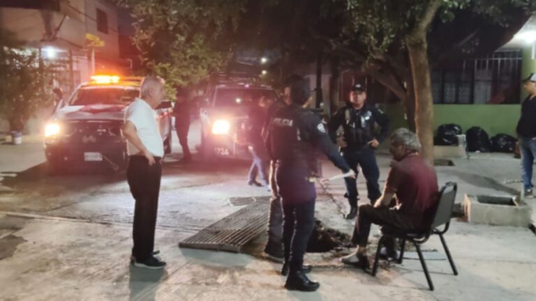 Hombre pasa ocho horas atrapado en desagüe de Apodaca y es rescatado tras ser arrastrado 85 metros