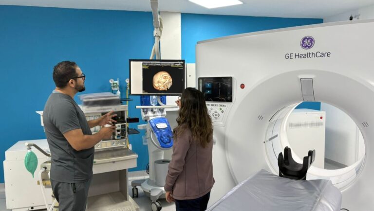 IMSS Nuevo León incorpora dos tomógrafos de alta gama que duplican capacidad de estudios médicos
