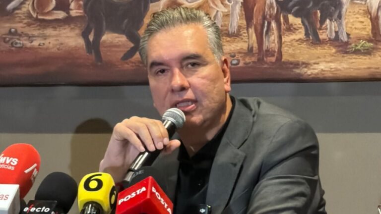 Waldo Fernández descarta Monterrey y se lanza por la coordinación estatal de Morena en Nuevo León