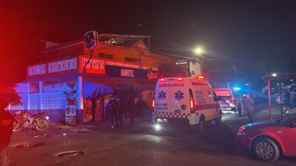Motociclista muere en Monterrey; conductor huye tras choque