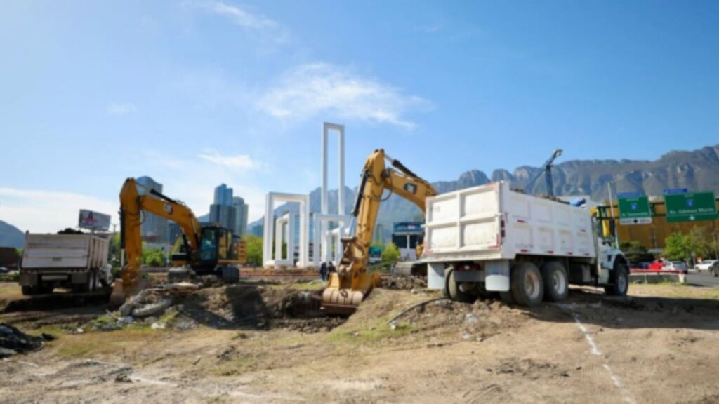 Obra vial Gómez Morín inicia etapa 3 en agosto: alcalde de San Pedro Obras de construcción en la avenida Gómez Morín en San Pedro Garza García, Nuevo León
