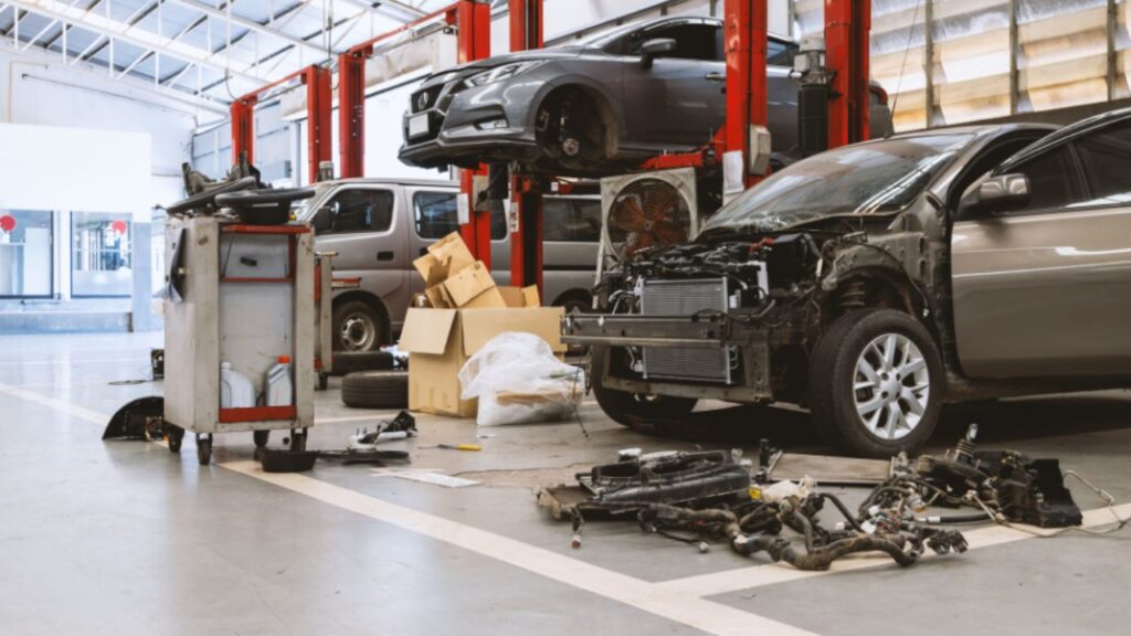 NL capta $3,712 mdd en IED: segundo lugar nacional en 2026 Parque industrial en Nuevo León con naves manufactureras que reciben inversión extranjera