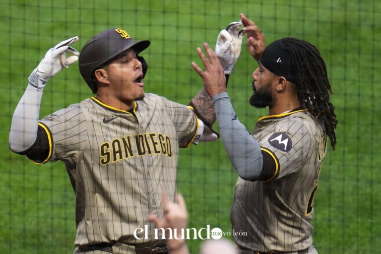 Padres vencen 6-2 a Reds con rally de 3 toques fallidos